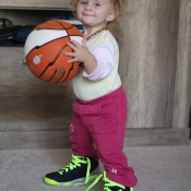 Vojta má nové boty na basket